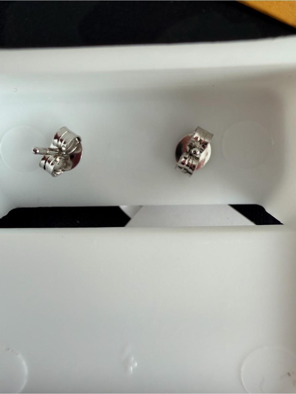 925 Sterling Silver .47 CTWMoissanite Round-Cut Stud Earrings, 4MM NWT - Picture 5 of 5